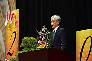「新年の抱負を語った磯田市長」の画像
