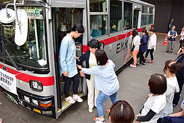 「市内外から42人が参加しました」の画像