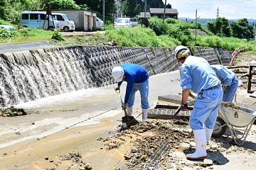 「復旧作業に駆け付けました」の画像