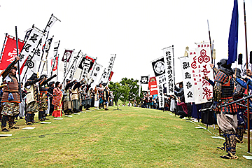 「千秋が原を出陣」の画像