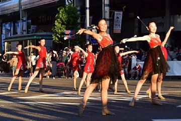 「バトントワリング」の画像