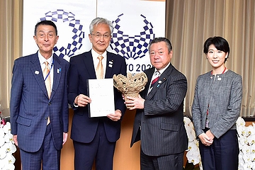 「櫻田義孝五輪担当大臣を訪問」の画像