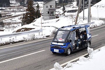 「自動運転サービスの実証実験」の画像