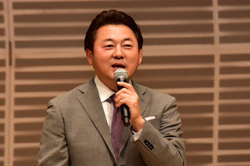 「NHK大相撲解説者・舞の海秀平さん」の画像