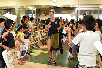 「選手たちもハイタッチで応えました」の画像1