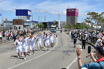 「約3.5kmを17人と2団体で繋ぎました」の画像5