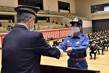 「参加したのは約240人の消防団員」の画像