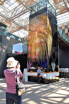 「ナカドマには今年も花火の装飾が登場」の画像