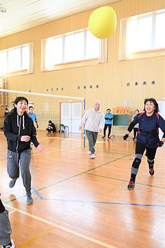 「誰もが楽しめるスポーツとして人気」の画像1