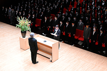 「長岡造形大学の入学式を行いました」の画像