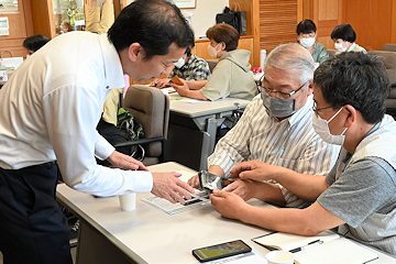 「受講者の片桐良雄さん」の画像