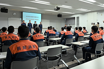 「大船渡市の林野火災の活動を報告」の画像