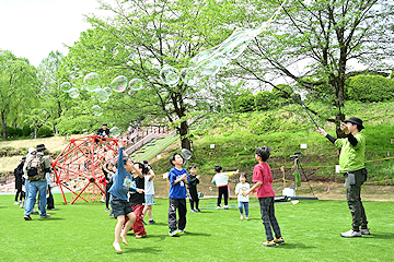 「「また遊びに来たい」と話しました」の画像