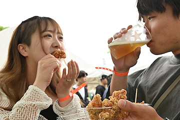 「長岡産コシヒカリのおにぎりや生姜醤油味の唐揚げ」の画像2