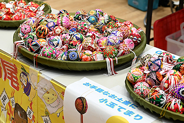 「栃尾てまり販売」の画像