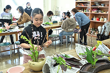「文化活動体験会を開催」の画像