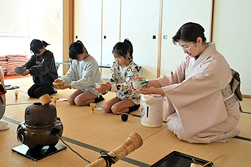 「12種類の体験ブースを設置」の画像2