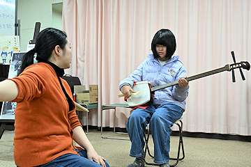 「普段は触れることのできない世界を夢中で楽しんでいました」の画像1