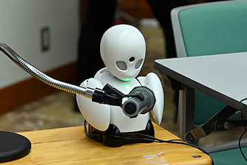 「分身ロボット“OriHime（オリヒメ）”」の画像