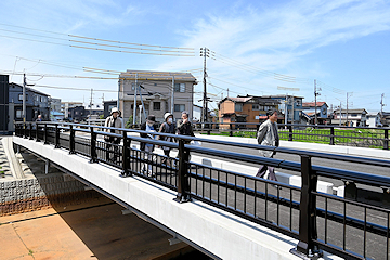 「宝田橋の架け替えが完了」の画像