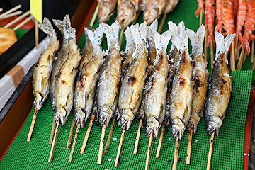 「ゴールデンウイーク初日の魚の市場通り」の画像3