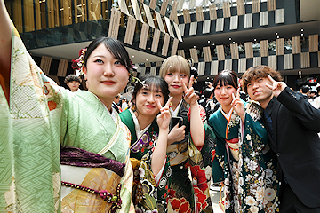「長岡地域の会場アオーレ長岡」の画像2