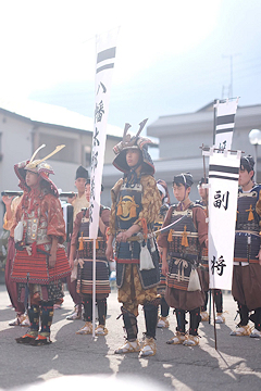 「多くの人でにぎわいました」の画像2