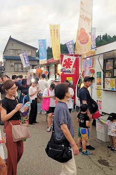 「多くの人でにぎわいました」の画像4