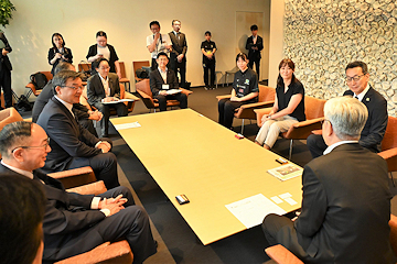 「磯田市長を訪問」の画像