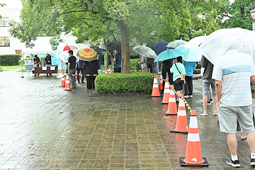「数量限定の台紙付きカード」の画像1