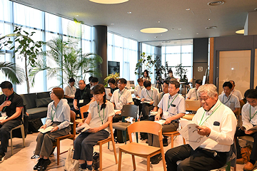「12社が参加」の画像