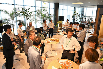「講義後の交流会」の画像2