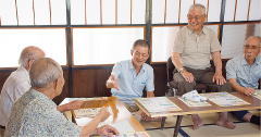 「新しい「よったかりの場」で」の画像