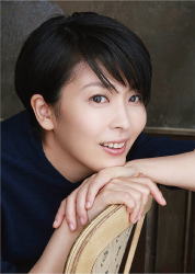 「妻・おすが 役 松たか子さん」の画像