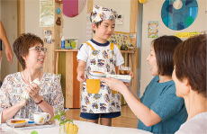 「かわいい店員さん」の画像