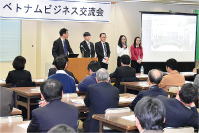 海外ビジネスの促進へ、情報交換画像