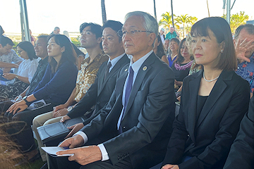 「米海軍主催の追悼式典」の画像